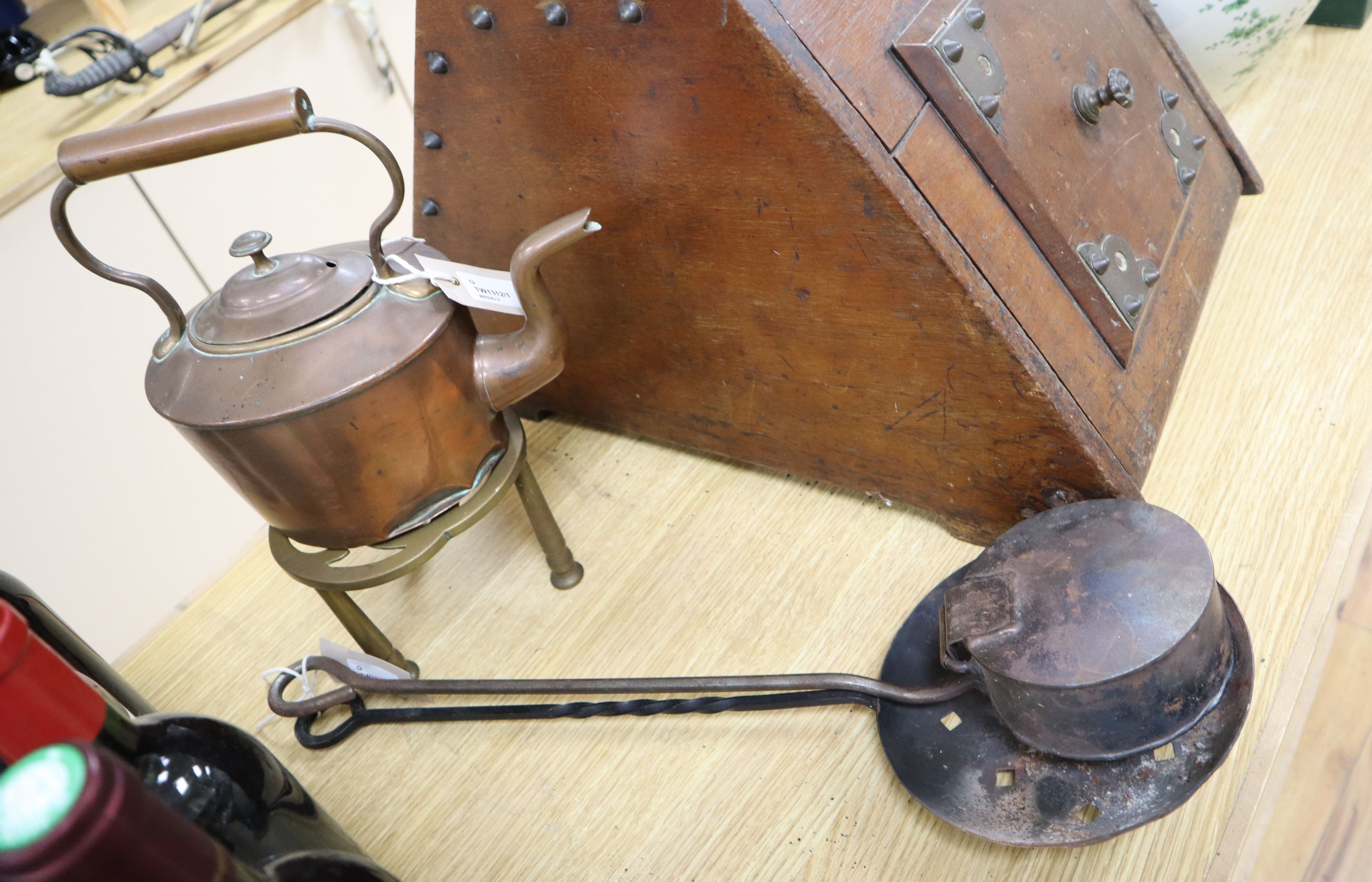 A quantity of miscellaneous metalware, including a coal scuttle, etc.